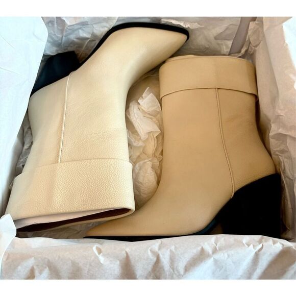 LISA VICKY (Nordstrom) - NIB - L Sz 6 Mae-V Soft Tumble Leather Booties in Cream - Picture 7 of 12